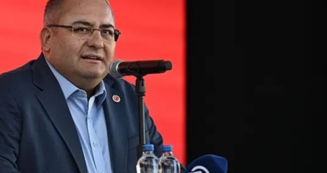 ÖZGÜR ÖZEL WHATSAPP KONUŞMALARI: Özgür Özel Mesut Özarslan WhatsApp konuşmalarında ne yazıyor? Özgür Özel, Mesut Özarslan'a ne dedi, tehdit mi etti?