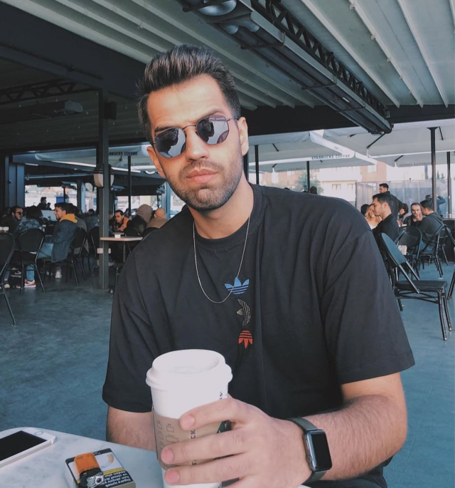 أطلق النار على صهره الذي تجادل معه في الشارع 8 مرات باستخدام مسدس