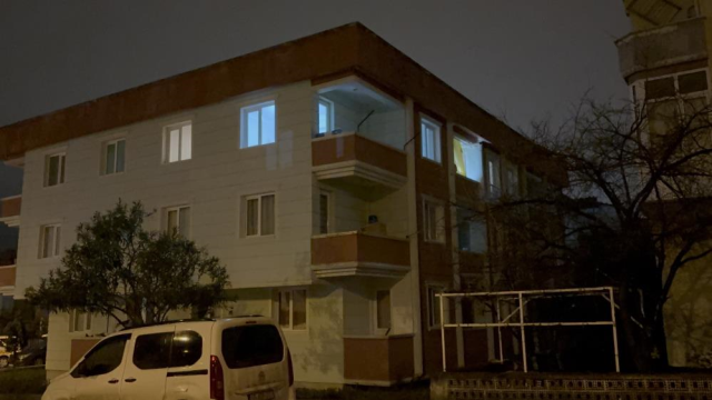 telefon kavgasi facia ile bitti yegenini dovdu 19550615 4368 m