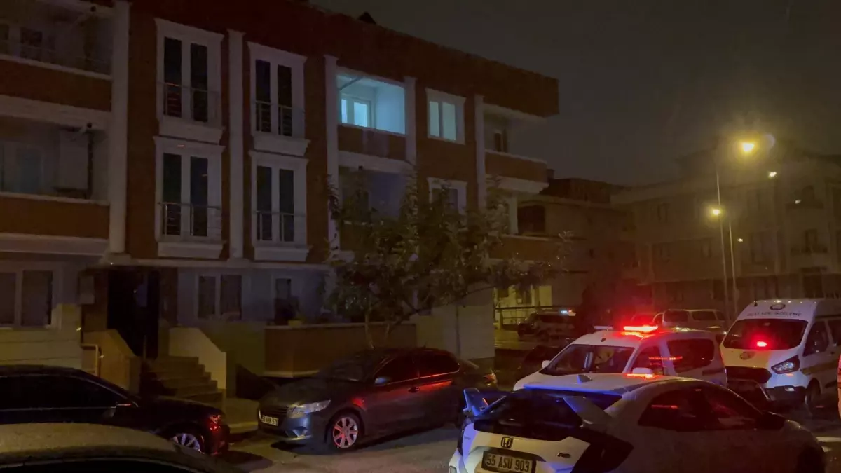 Telefonla yüksel sesle konuşma kavgasında ablasını bıçaklayıp balkondan atladı