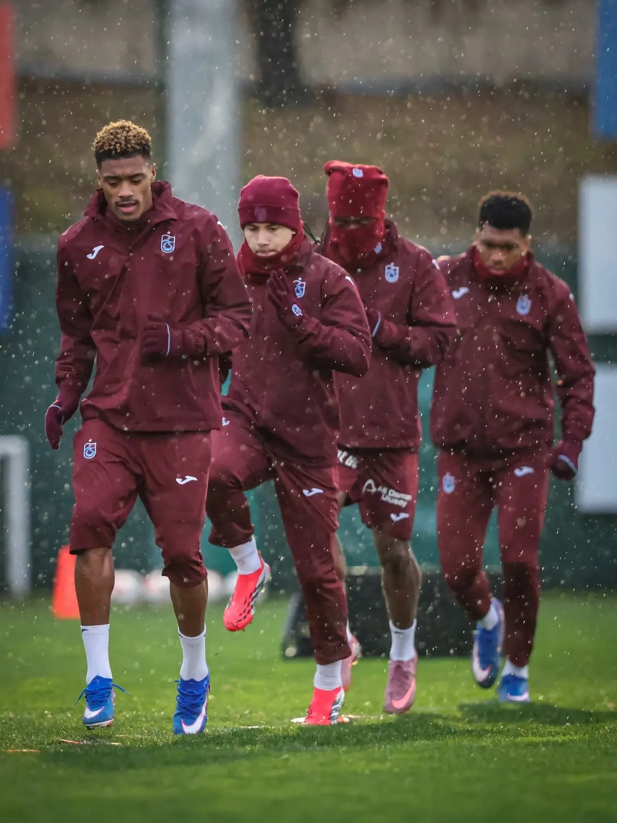 Trabzonspor'da Fenerbahçe maçı hazırlıkları başladı