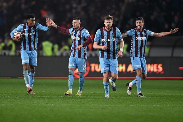 ترايبزونسبور يسعى لتحقيق إنجاز بعد 833 يومًا