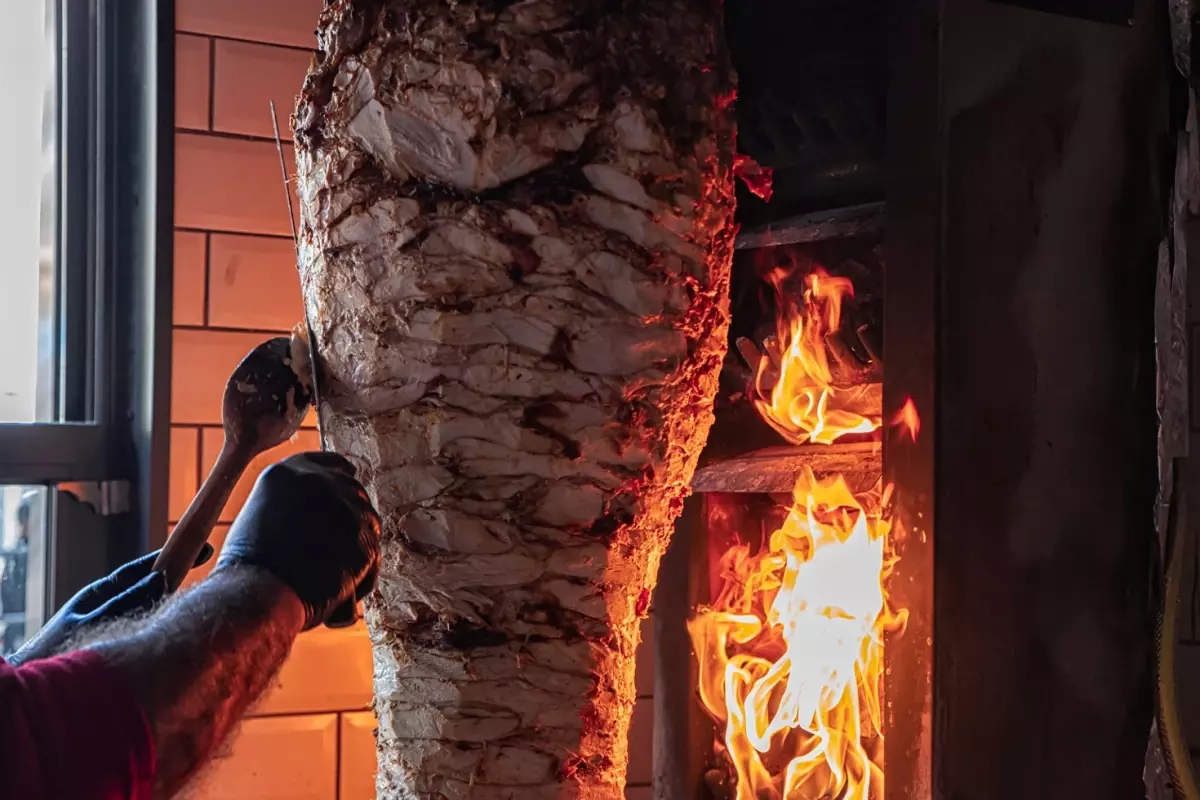 Türkiye'nin dev döner zinciri satılıyor! İşte istenen ücret