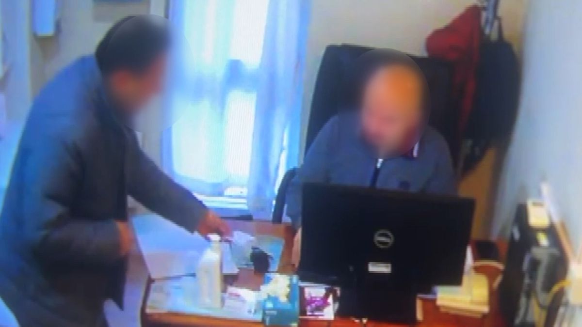 Devlet hastanesinde rüşvet skandalı! 2 doktor gözaltına alındı