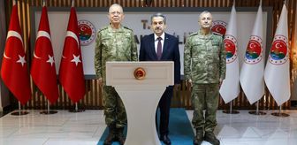 2. Ordu Komutanı Korgeneral Topaloğlu, Şırnak Valisi Ekici'yi ziyaret etti