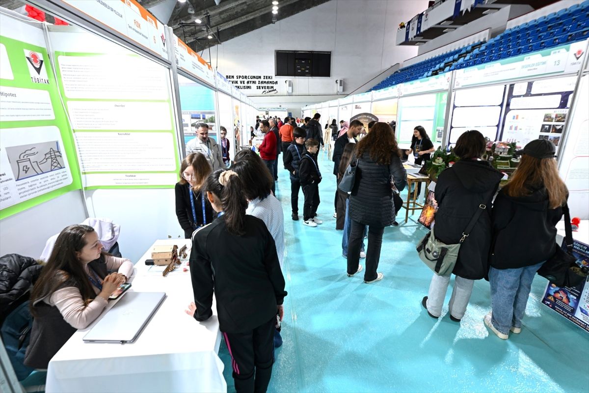 20. TÜBİTAK Ortaokul Öğrencileri Araştırma Projeleri Bölge Yarışması Trabzon'da başladı