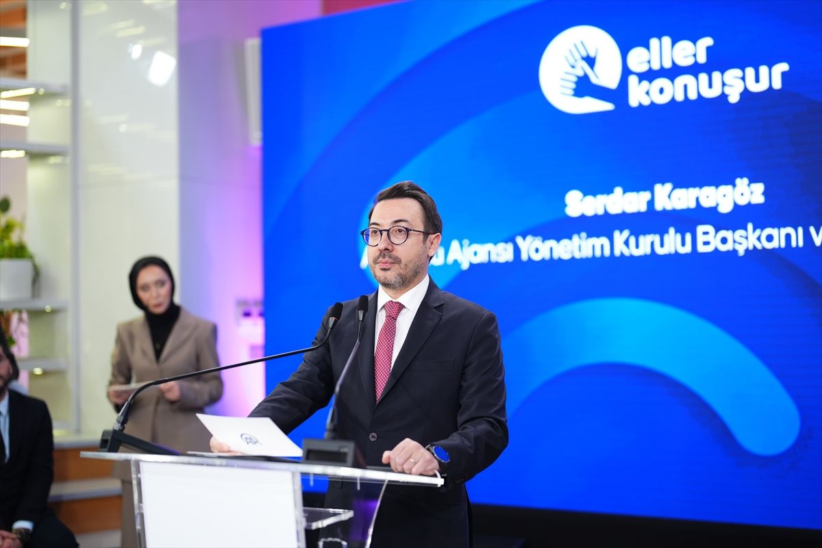 AA'nın Türk İşaret Dili sosyal medya kanalı 'Eller Konuşur' tanıtıldı