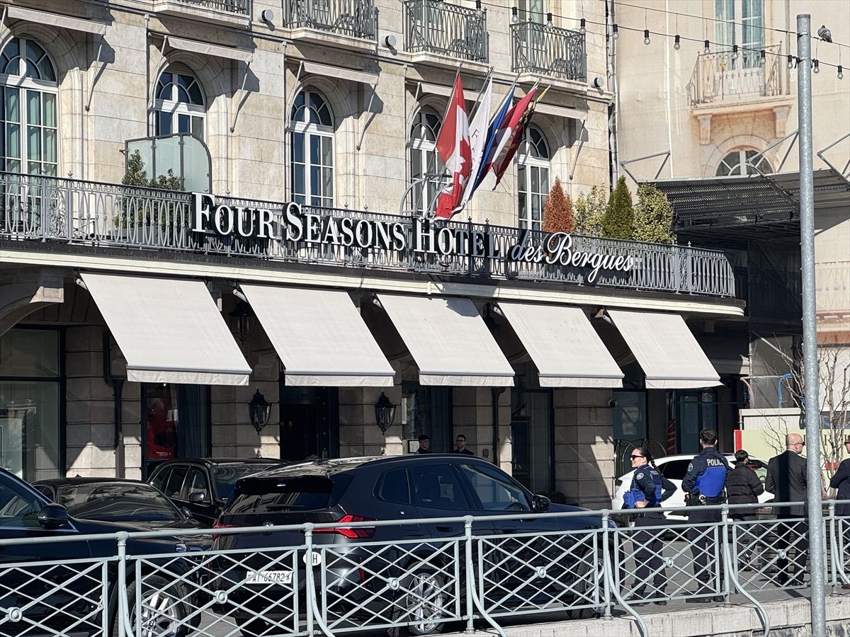 ABD ile Ukrayna savaşın sona erdirilmesine yönelik ikili görüşmelere Cenevre'de başladı