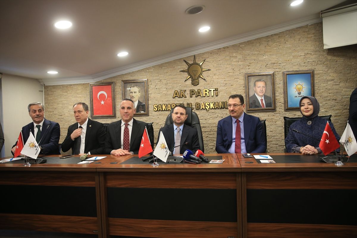 Adalet Bakanı Gürlek, Sakarya'da ziyaretlerde bulundu