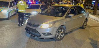 Adana'da trafik uygulaması yapıldı
