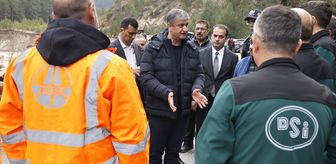 Adana Valisi Yavuz, trafiğe kapatılan Feke-Saimbeyli kara yolunda incelemede bulundu