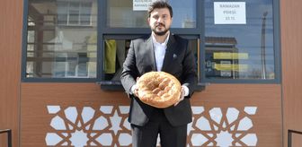 Adilcevaz'da halk ekmek büfelerinde ramazan pideleri satışa sunuldu
