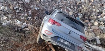 Adıyaman'da devrilen SUV tipi araçtaki 4 kişi yaralandı