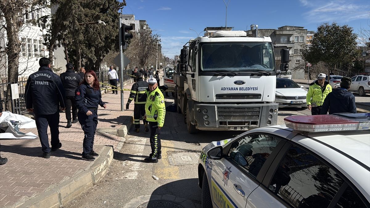 Adıyaman'da vidanjörün çarptığı kişi öldü