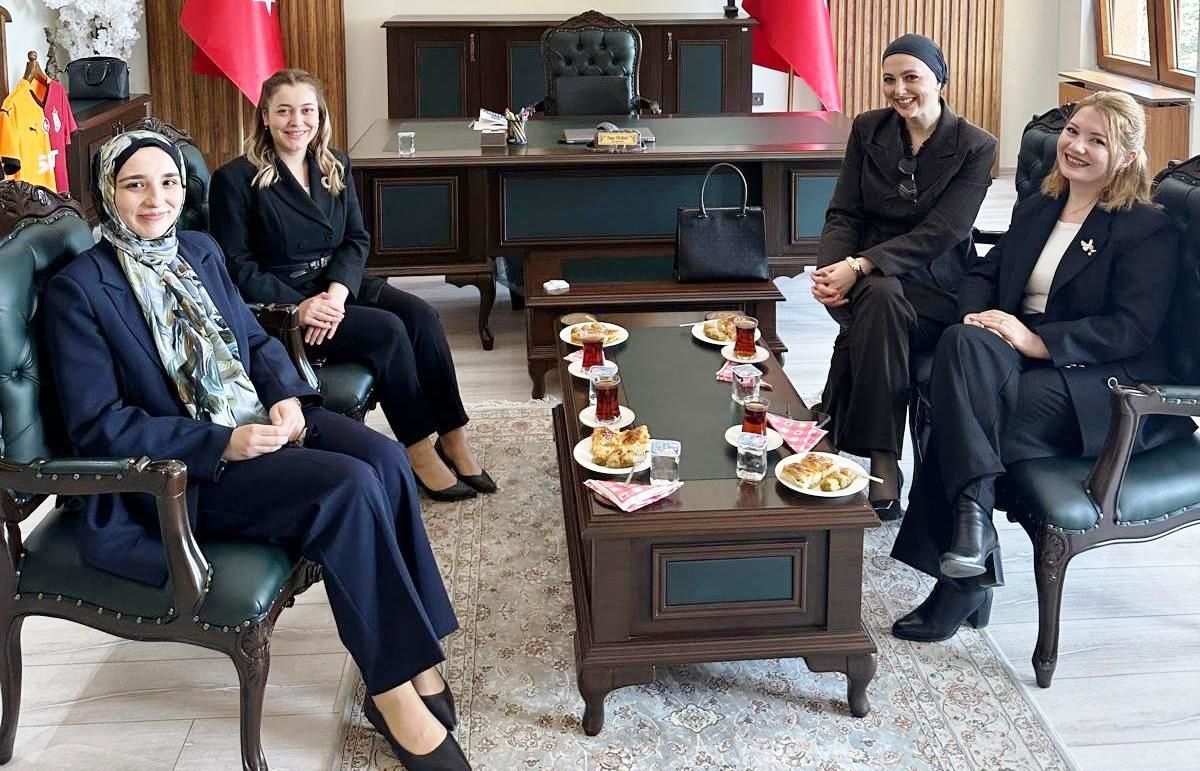 Ağın Kaymakamı Yılmaz'a yargı mensuplarından ziyaret