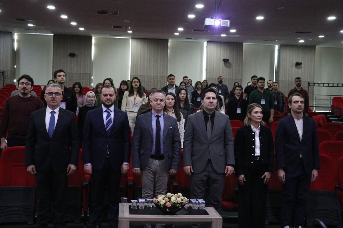 Ağız ve diş sağlığı Sakarya'da düzenlenen uluslararası kongrede ele alınıyor