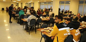 Ağrı Valisi Bozkurt, sağlık çalışanlarıyla iftar yaptı