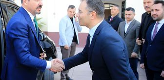 AK Parti Genel Başkan Yardımcısı Zorlu, Manisa'da AK Parti İl Başkanlığını ziyaret etti Açıklaması