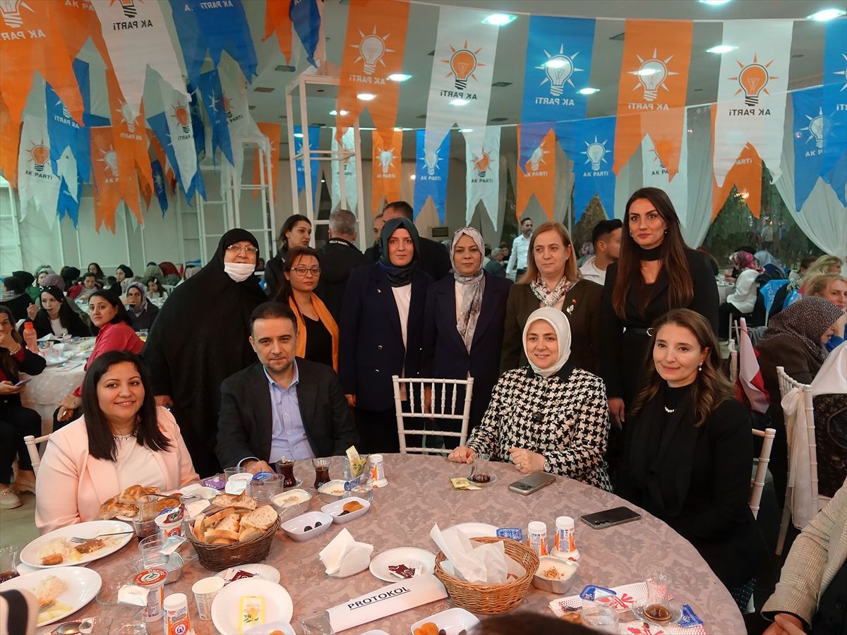 AK Parti Genel Merkez Kadın Kolları Başkanı Ercan, Manisa'da konuştu Açıklaması