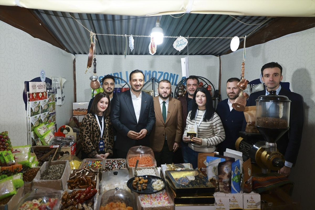 AK Parti İstanbul İl Başkanı Özdemir, Arnavutköy'de ramazan etkinlik alanını ziyaret etti