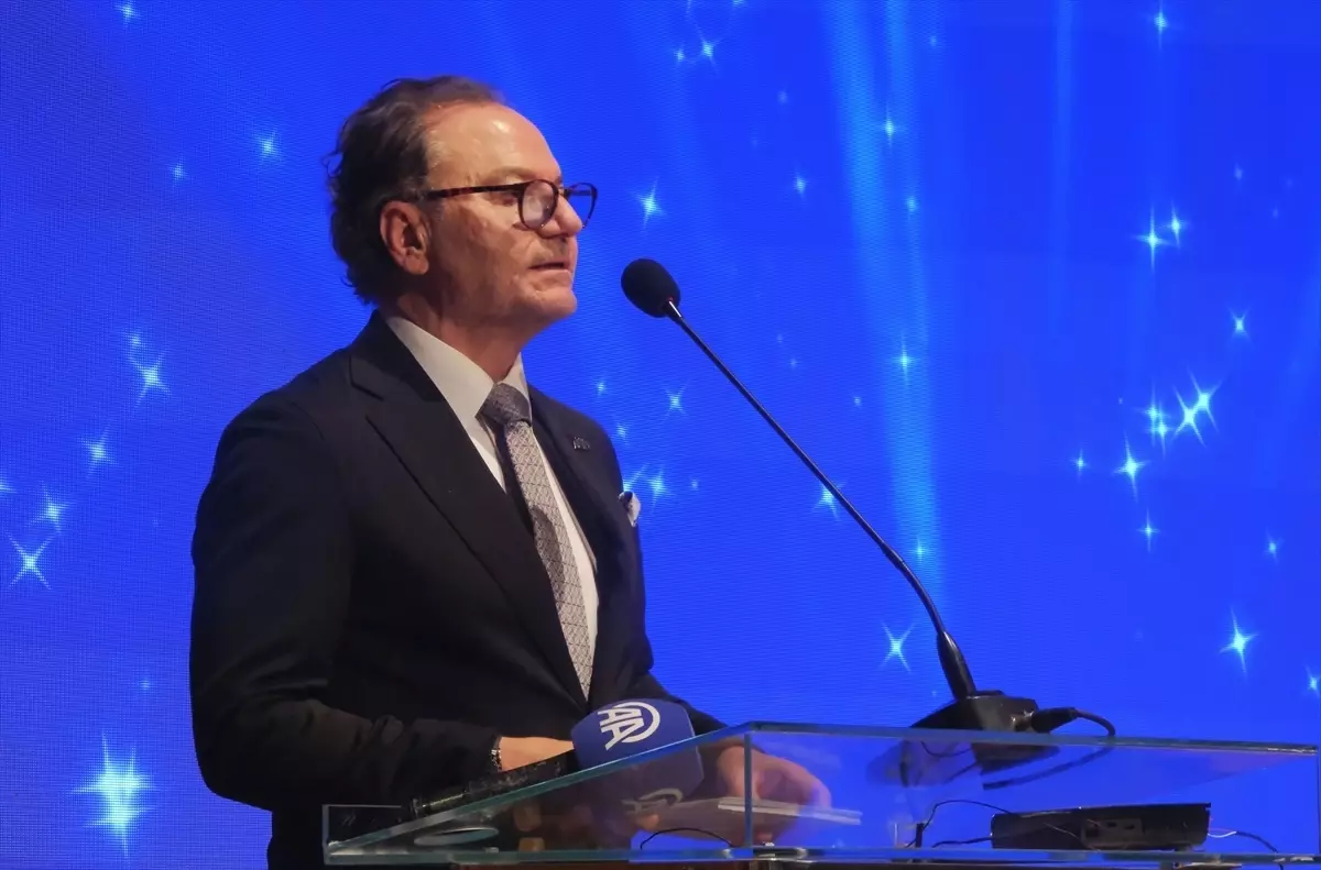 Akdeniz'de en fazla hazır giyim ihracatı yapan firmalar ödüllendirildi