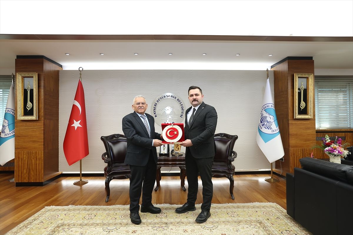 Alperen Ocakları Genel Başkanı Kocaman'dan Büyükkılıç'a ziyaret