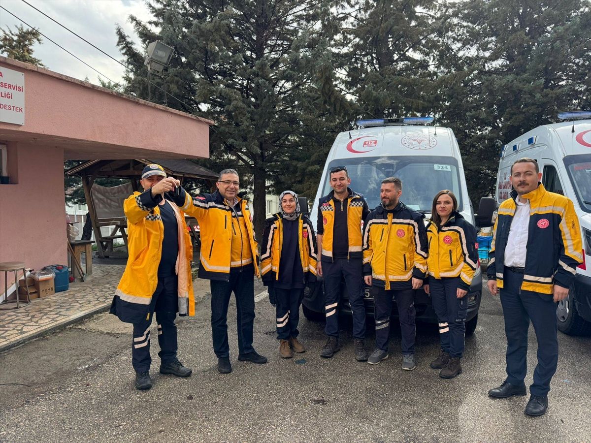 Amasya'da 6 ambulans hizmete alındı