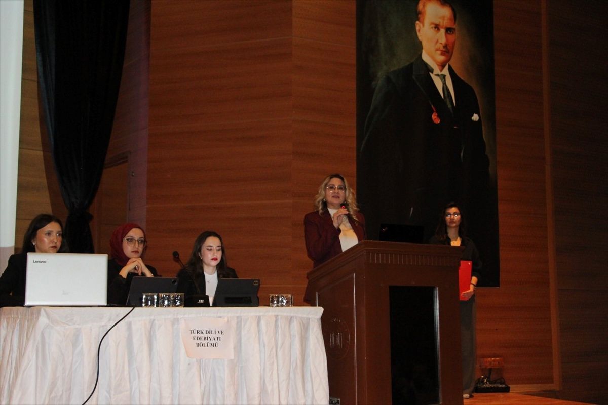 Amasya Üniversitesinde 'Yapay Zekanın Öğrenme Süreçlerine Etkisi Çalıştayı' düzenlendi