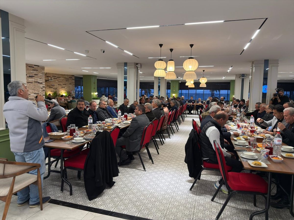 Anamur Kaymakamı Kemal Duru muhtarlarla iftar yaptı