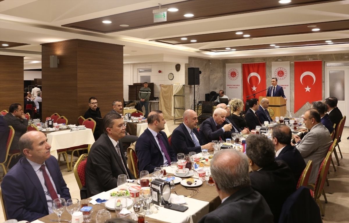 Ankara'da hakim, savcı ve adliye personeli iftar programında buluştu