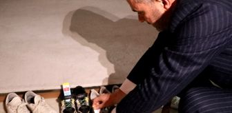 Ankara'da Kadir Gecesi'nde camiye giden çocukların ayakkabılarına hediye bırakıldı