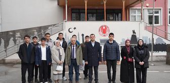 Ankara'da öğrenciler ve öğretmenler bakkalların veresiye defterindeki borçları ödedi