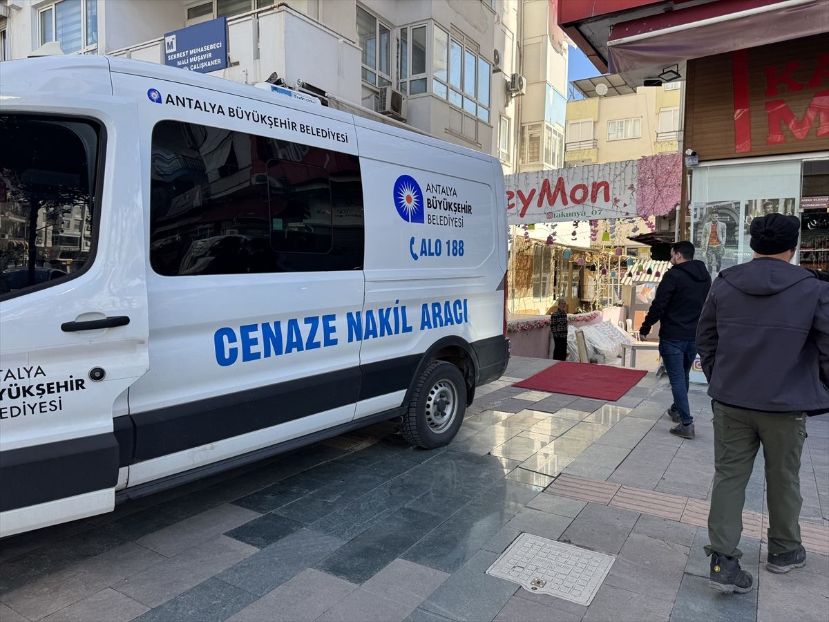 Antalyada çıkan silahlı kavgada 1 kişi öldü