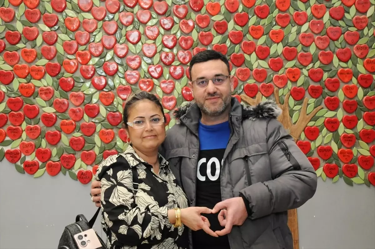 Antalya'da diyaliz hastası kadın 9 yıllık eşinin böbreğiyle yaşama tutundu