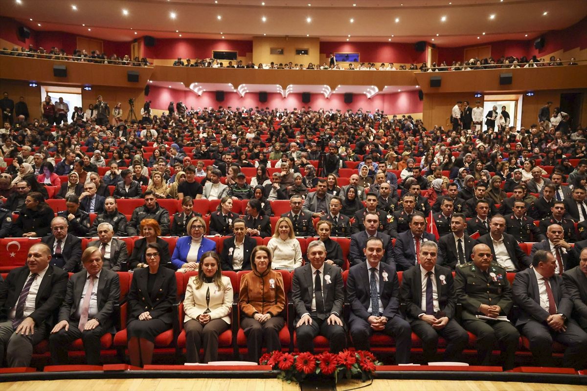 Antalya'da İstiklal Marşı'nın kabulünün yıldönümü kutlandı