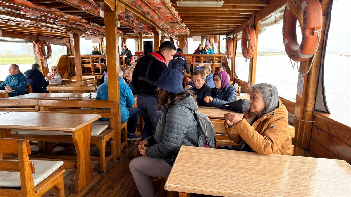 Antalya'da jandarma balıkçı ve tur teknelerini denetledi