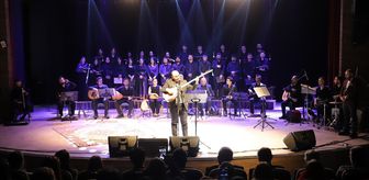 Ardahan Üniversitesi'nde kentin kurtuluş yıl dönümü dolayısıyla konser verildi