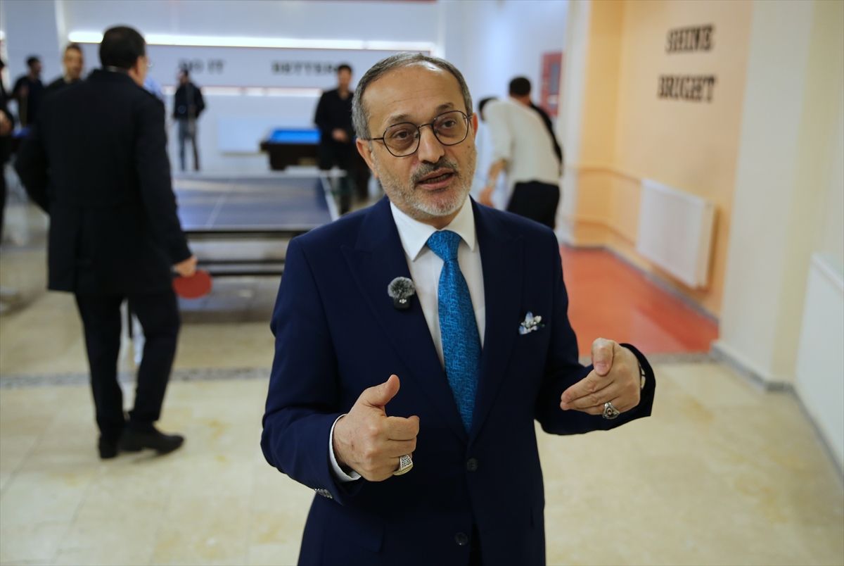 Atıl durumdaki bodrum katı üniversite öğrencileri için "Gençlik Yaşam Merkezi" oldu