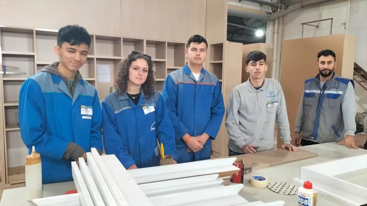 Avrupa'dan gelen öğrenciler Antalya'da mesleki eğitim alıyor