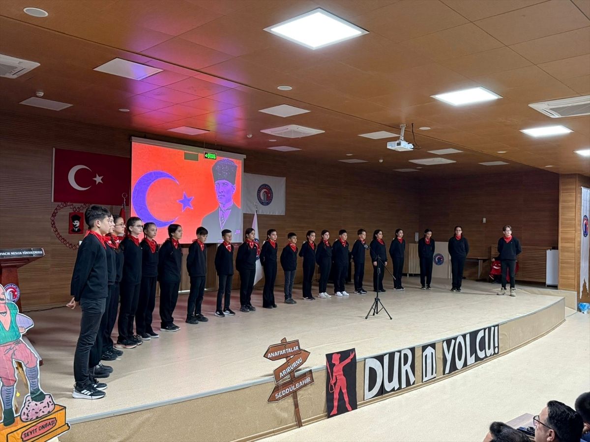 Ayvacık'ta 18 Mart konulu program düzenlendi