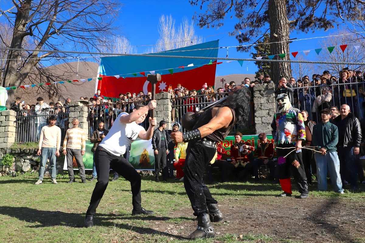 Azerbaycan'ın tarihi Şeki kentinde Nevruz coşkusu