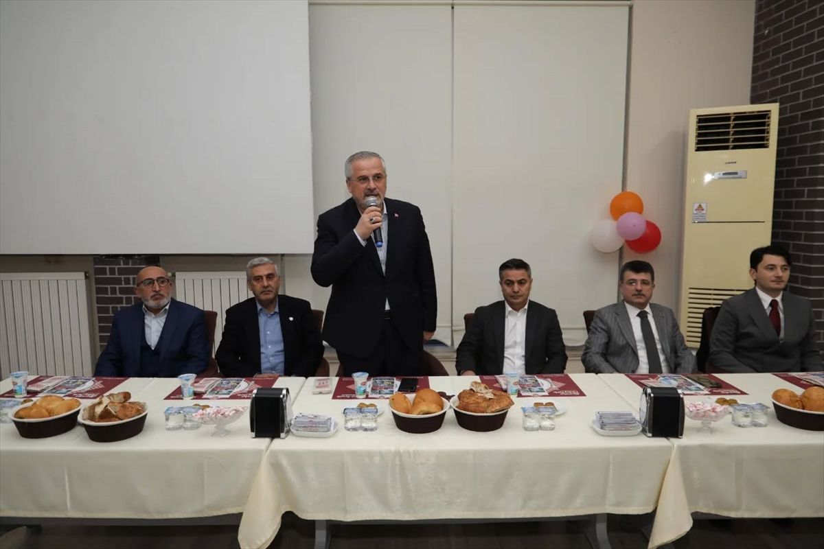 Bafra'da Dünya Yetimler Günü dolayısıyla iftar programı düzenlendi