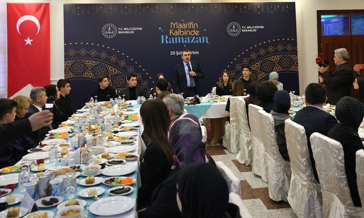 Bakan Tekin, Artvin'de "Maarifin Kalbinde Ramazan" programında konuştu Açıklaması