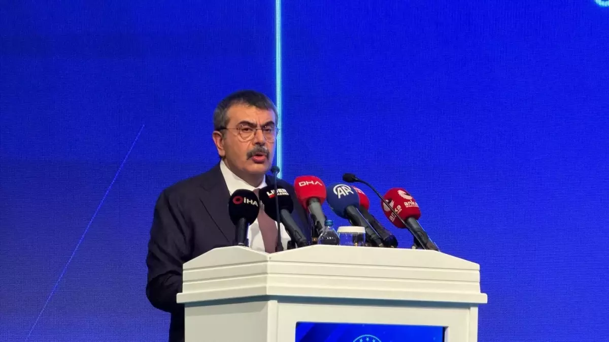 Bakan Tekin: Yaptığımız paylaşımın yaratacağı travmayı görmek durumundayız