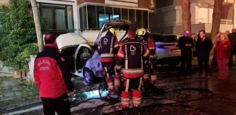 Balıkesir'de park halindeki otomobilde çıkan yangın söndürüldü