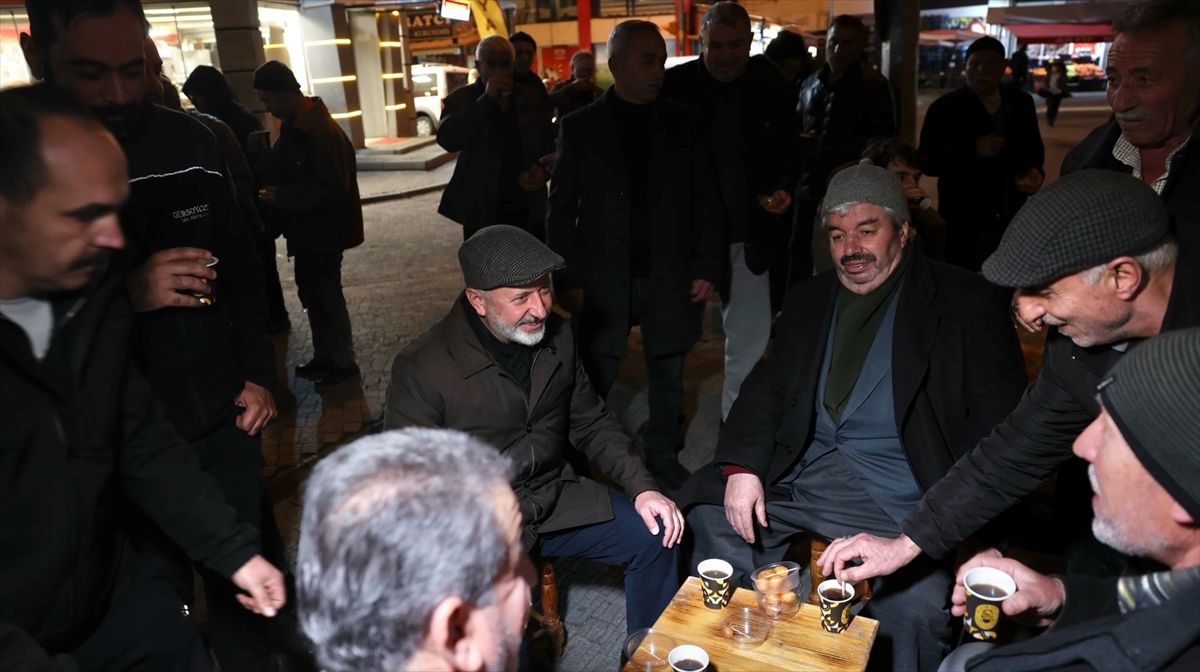 Başkan Çolakbayrakdar, ramazan ayında mahalle ziyaretlerine devam ediyor