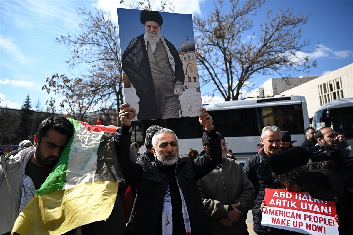 Başkentte ABD ve İsrail'in İran'a yönelik saldırıları protesto edildi