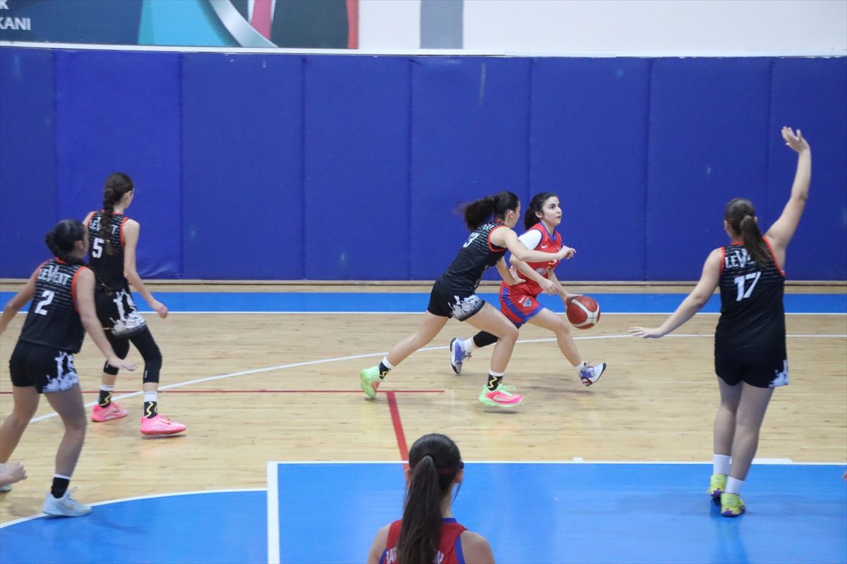 Basketbol: 14 Yaş Altı Kızlar Anadolu Şampiyonası