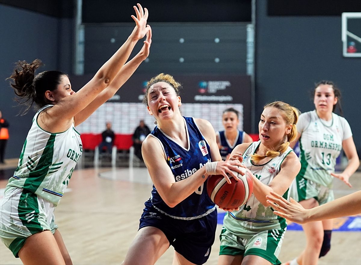 Basketbol Gençler Ligi'nde dördüncü pencere maçları başladı
