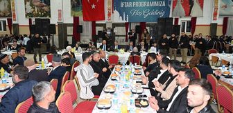 Batman Valisi Canalp Kozluk'ta iftar programına katıldı